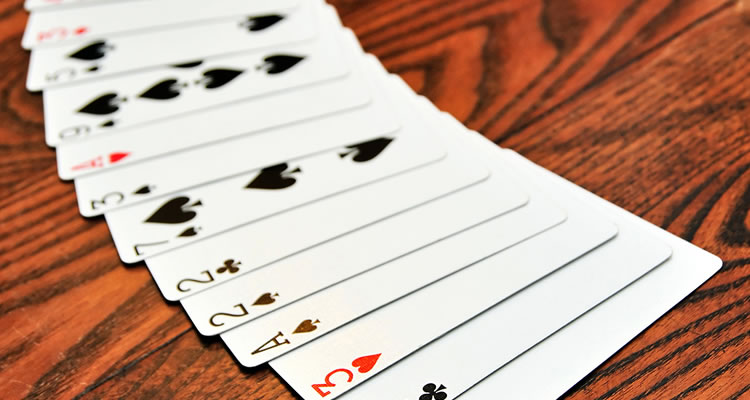 Contar cartas en el poker online es posible? - DimePoker.cl